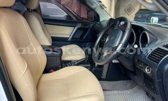 Nunua Ilio tumika Toyota Land Cruiser Prado Nyeupe Gari ndani ya Busia nchini West Kenya Nunua Ilio tumika Toyota Land Cruiser Prado Nyeupe Gari ndani ya Busia nchini West Kenya
