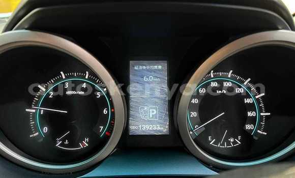 Nunua Ilio tumika Toyota Land Cruiser Prado Nyeupe Gari ndani ya Busia nchini West Kenya Nunua Ilio tumika Toyota Land Cruiser Prado Nyeupe Gari ndani ya Busia nchini West Kenya