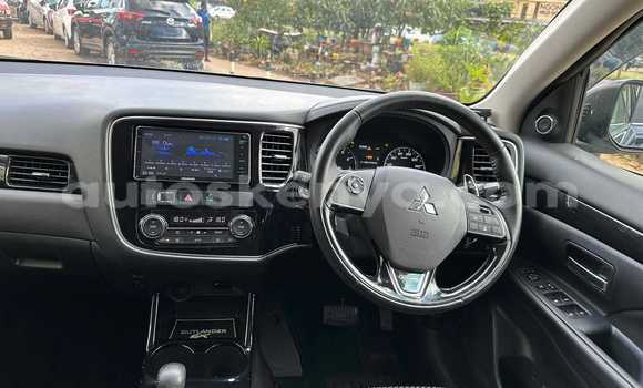 Buy Used Mitsubishi Outlander Black Car in Bura in Northeast Kenya Buy Used Mitsubishi Outlander Black Car in Bura in Northeast Kenya
