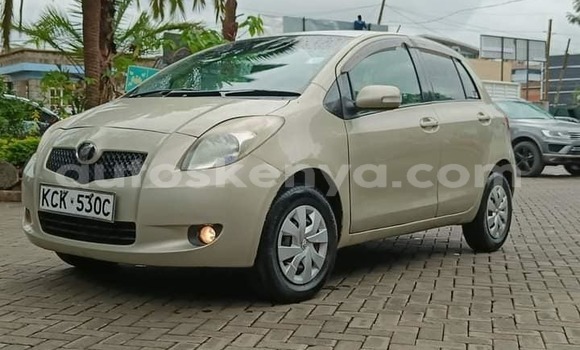 Nunua Ilio tumika Toyota Vitz Nyingine Gari ndani ya Bura nchini Kaskazini Mashariki mwa Kenya Nunua Ilio tumika Toyota Vitz Nyingine Gari ndani ya Bura nchini Kaskazini Mashariki mwa Kenya