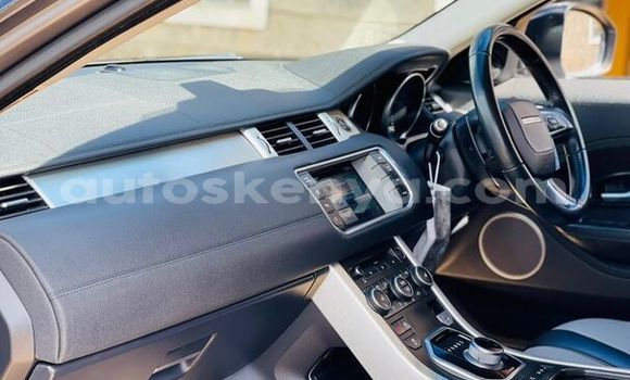 Nunua Ilio tumika Range Rover Evoque Fedha Gari ndani ya Machakos nchini Nairobi Nunua Ilio tumika Range Rover Evoque Fedha Gari ndani ya Machakos nchini Nairobi