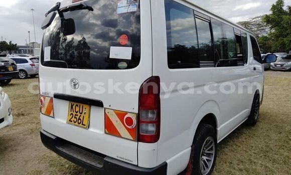 Nunua Ilio tumika Toyota Hiace Nyeupe Gari ndani ya Machakos nchini Nairobi Nunua Ilio tumika Toyota Hiace Nyeupe Gari ndani ya Machakos nchini Nairobi