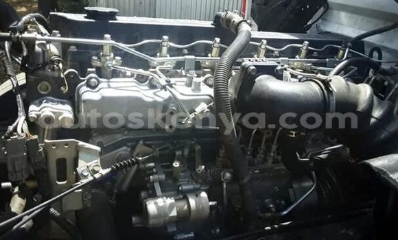 Nunua Ilio tumika Isuzu FRR 33L Nyeupe Lori ndani ya Machakos nchini Mashariki ya Kenya Nunua Ilio tumika Isuzu FRR 33L Nyeupe Lori ndani ya Machakos nchini Mashariki ya Kenya