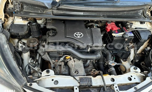 Nunua Ilio tumika Toyota Vitz Nyeupe Gari ndani ya Machakos nchini Nairobi Nunua Ilio tumika Toyota Vitz Nyeupe Gari ndani ya Machakos nchini Nairobi