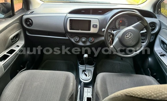 Nunua Ilio tumika Toyota Vitz Nyeupe Gari ndani ya Machakos nchini Nairobi Nunua Ilio tumika Toyota Vitz Nyeupe Gari ndani ya Machakos nchini Nairobi