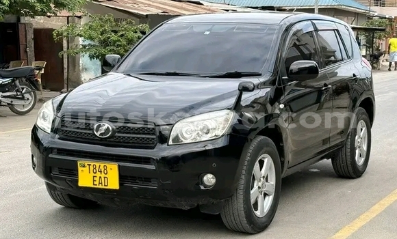 Nunua Ilio tumika Toyota RAV4 Nyeusi Gari ndani ya Griftu nchini Kaskazini Mashariki mwa Kenya Nunua Ilio tumika Toyota RAV4 Nyeusi Gari ndani ya Griftu nchini Kaskazini Mashariki mwa Kenya