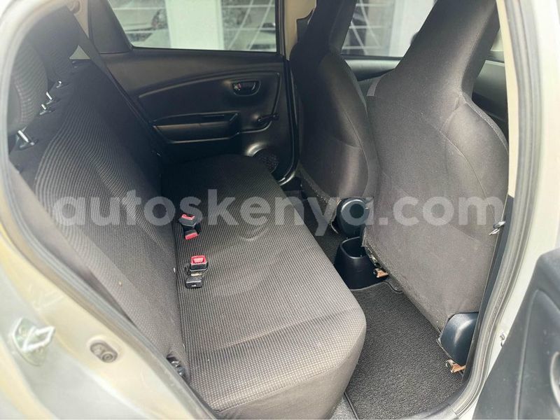 Big with watermark toyota vitz nairobi machakos 23746