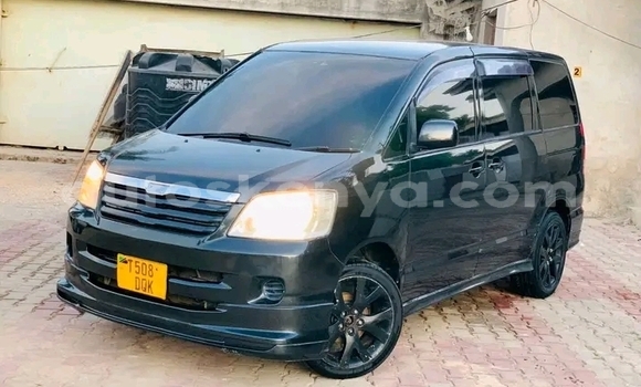 Buy Used Toyota Noah Black Car in Wote in East Kenya Buy Used Toyota Noah Black Car in Wote in East Kenya