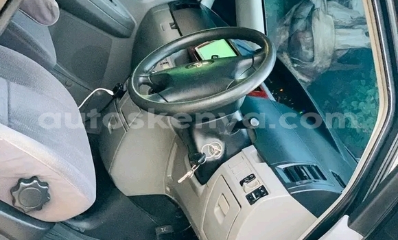 Buy Used Toyota Noah Black Car in Wote in East Kenya Buy Used Toyota Noah Black Car in Wote in East Kenya