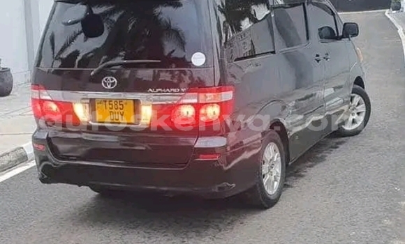 Nunua Ilio tumika Toyota Alphard Nyingine Gari ndani ya Bute nchini Kaskazini Mashariki mwa Kenya