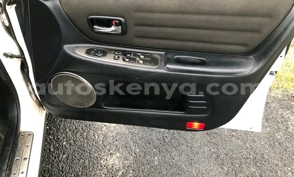 Buy Used Toyota Altezza White Car in Busia in West Kenya Buy Used Toyota Altezza White Car in Busia in West Kenya