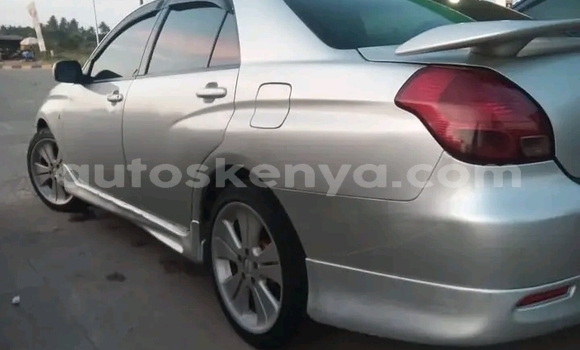 Nunua Ilio tumika Toyota Verossa Nyingine Gari ndani ya Bute nchini Kaskazini Mashariki mwa Kenya