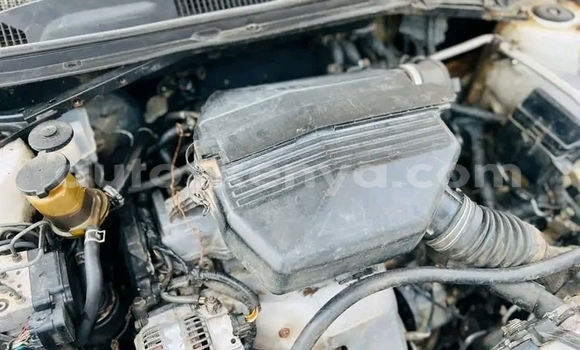 Nunua Ilio tumika Toyota RAV4 Nyeupe Gari ndani ya Busia nchini West Kenya