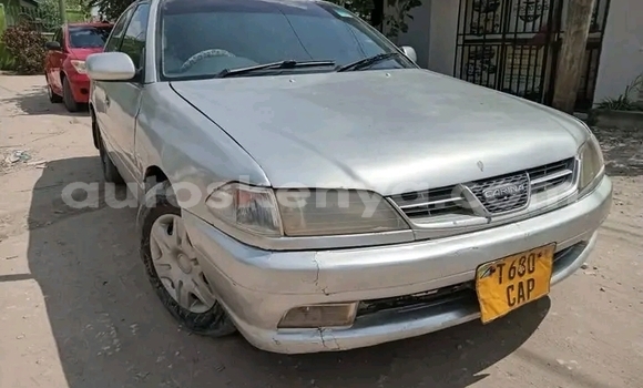 Nunua Ilio tumika Toyota Carina Nyingine Gari ndani ya Bute nchini Kaskazini Mashariki mwa Kenya