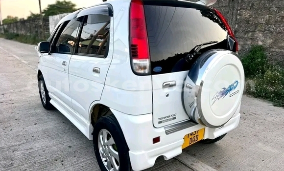 Buy Used Toyota RAV4 White Car in Kajiado in Nairobi Buy Used Toyota RAV4 White Car in Kajiado in Nairobi