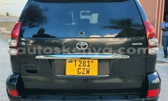 Buy Used Toyota Land Cruiser Prado Black Car in Bute in Northeast Kenya Buy Used Toyota Land Cruiser Prado Black Car in Bute in Northeast Kenya