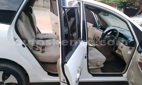 Buy Used Toyota Spacio White Car in Garsen in Coast Buy Used Toyota Spacio White Car in Garsen in Coast