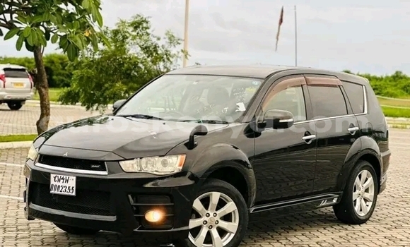 Oofamaa Mitsubishi Outlander Black Makiinaa iti Kikuyu keessatti Nairobi keessatti Oofamaa Mitsubishi Outlander Black Makiinaa iti Kikuyu keessatti Nairobi keessatti