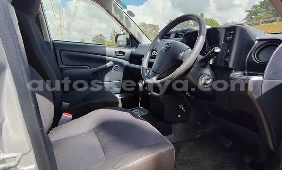 Nunua Ilio tumika Toyota Probox Fedha Gari ndani ya Machakos nchini Nairobi Nunua Ilio tumika Toyota Probox Fedha Gari ndani ya Machakos nchini Nairobi