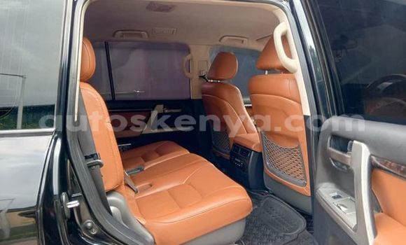 Oofamaa Toyota Land Cruiser Other Makiinaa iti Nairobi keessatti Nairobi keessatti Oofamaa Toyota Land Cruiser Other Makiinaa iti Nairobi keessatti Nairobi keessatti