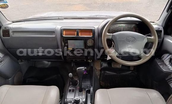 Oofamaa Toyota Land Cruiser Prado Other Makiinaa iti Nairobi keessatti Nairobi keessatti Oofamaa Toyota Land Cruiser Prado Other Makiinaa iti Nairobi keessatti Nairobi keessatti