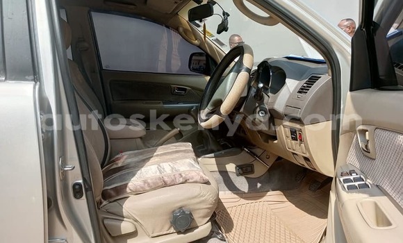 Oofamaa Toyota Fortuner Other Makiinaa iti Nairobi keessatti Nairobi keessatti Oofamaa Toyota Fortuner Other Makiinaa iti Nairobi keessatti Nairobi keessatti