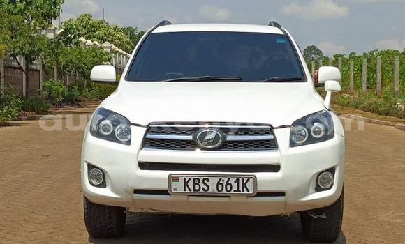 Oofamaa Toyota RAV4 Other Makiinaa iti Nairobi keessatti Nairobi keessatti