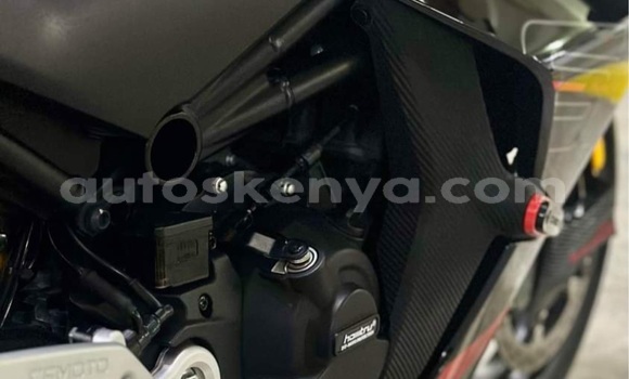 Oofamaa Cfmoto CFORCE Black Doqdoqqee iti Nairobi keessatti Nairobi keessatti Oofamaa Cfmoto CFORCE Black Doqdoqqee iti Nairobi keessatti Nairobi keessatti