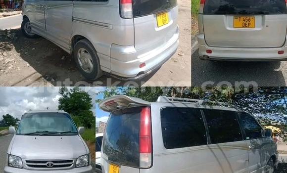 Nunua Ilio tumika Nash Ambassador Nyingine Gari ndani ya Bute nchini Kaskazini Mashariki mwa Kenya