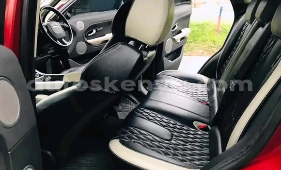 Nunua Ilio tumika Range Rover Evoque Nyekundu Gari ndani ya Changamwe nchini Pwani