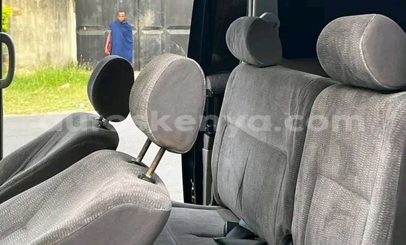 Nunua Ilio tumika Toyota Noah Nyeusi Gari ndani ya Changamwe nchini Pwani Nunua Ilio tumika Toyota Noah Nyeusi Gari ndani ya Changamwe nchini Pwani