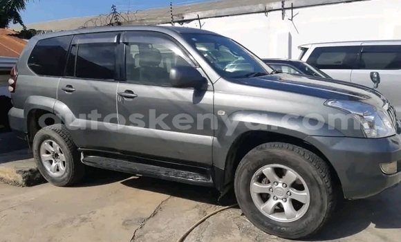 Nunua Ilio tumika Toyota Prado Nyingine Gari ndani ya Changamwe nchini Pwani Nunua Ilio tumika Toyota Prado Nyingine Gari ndani ya Changamwe nchini Pwani