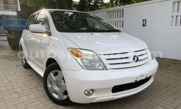 Buy Used Toyota IST White Car in Changamwe in Coast Buy Used Toyota IST White Car in Changamwe in Coast