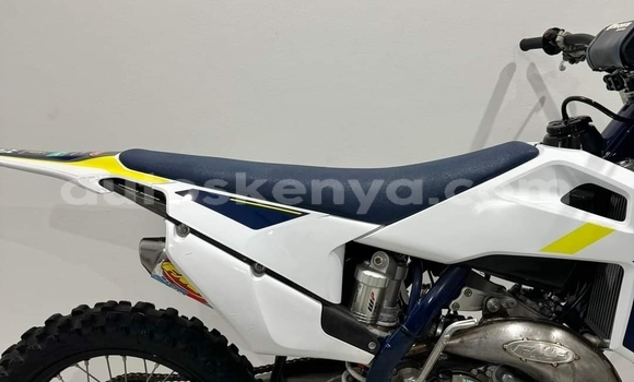 Oofamaa Husqvarna TC White Doqdoqqee iti Nairobi keessatti Nairobi keessatti Oofamaa Husqvarna TC White Doqdoqqee iti Nairobi keessatti Nairobi keessatti