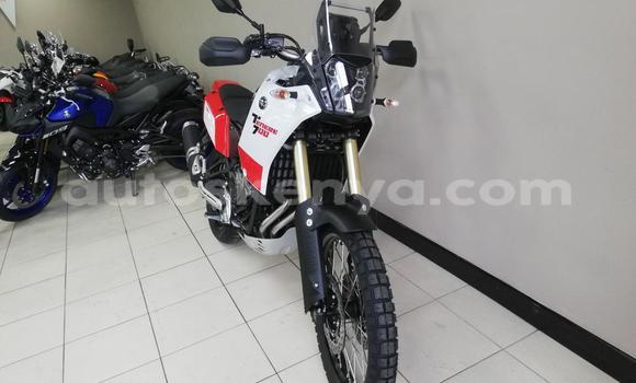 Oofamaa Yamaha TENERE White Doqdoqqee iti Nairobi keessatti Nairobi keessatti Oofamaa Yamaha TENERE White Doqdoqqee iti Nairobi keessatti Nairobi keessatti