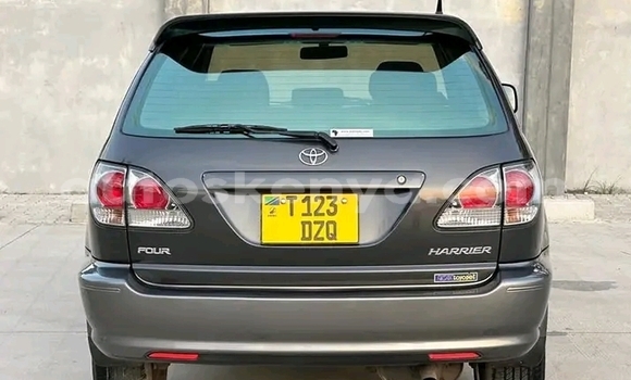 Buy Used Toyota Harrier Other Car in Changamwe in Coast