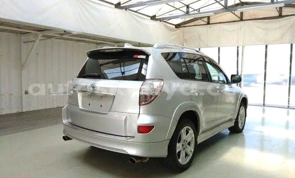 Buy Used Toyota RAV4 White Car in Changamwe in Coast Buy Used Toyota RAV4 White Car in Changamwe in Coast