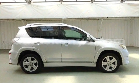 Buy Used Toyota RAV4 White Car in Changamwe in Coast Buy Used Toyota RAV4 White Car in Changamwe in Coast