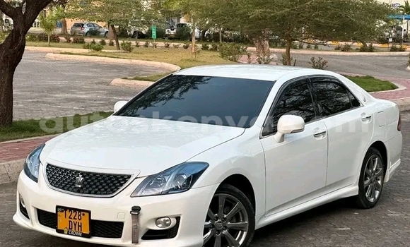 Nunua Ilio tumika Toyota Coaster Nyeupe Gari ndani ya Bute nchini Kaskazini Mashariki mwa Kenya Nunua Ilio tumika Toyota Coaster Nyeupe Gari ndani ya Bute nchini Kaskazini Mashariki mwa Kenya