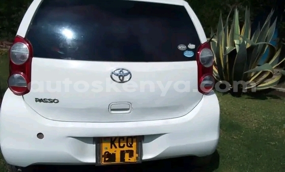 Nunua Ilio tumika Toyota Passo Nyeupe Gari ndani ya Changamwe nchini Pwani Nunua Ilio tumika Toyota Passo Nyeupe Gari ndani ya Changamwe nchini Pwani