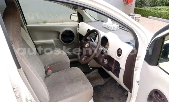 Nunua Ilio tumika Toyota Passo Nyeupe Gari ndani ya Changamwe nchini Pwani Nunua Ilio tumika Toyota Passo Nyeupe Gari ndani ya Changamwe nchini Pwani