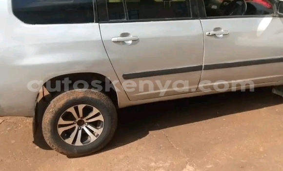 Oofamaa Toyota Succeed Other Makiinaa iti Bute keessatti Northeast Kenya keessatti