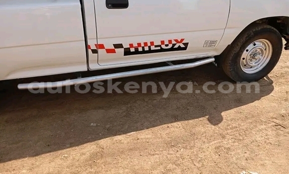 Nunua Ilio tumika Toyota Pickup Nyingine Gari ndani ya Bute nchini Kaskazini Mashariki mwa Kenya Nunua Ilio tumika Toyota Pickup Nyingine Gari ndani ya Bute nchini Kaskazini Mashariki mwa Kenya