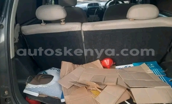 Nunua Ilio tumika Toyota Passo Nyeusi Gari ndani ya Griftu nchini Kaskazini Mashariki mwa Kenya Nunua Ilio tumika Toyota Passo Nyeusi Gari ndani ya Griftu nchini Kaskazini Mashariki mwa Kenya