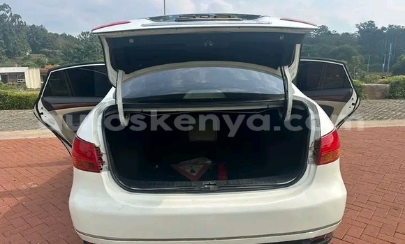 Nunua Ilio tumika Nissan Bluebird Sylphy Nyeupe Gari ndani ya Kangonde nchini Mashariki Nunua Ilio tumika Nissan Bluebird Sylphy Nyeupe Gari ndani ya Kangonde nchini Mashariki
