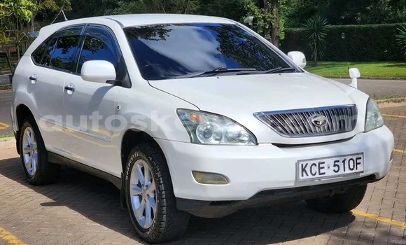 Nunua Ilio tumika Toyota Harrier Nyeupe Gari ndani ya Kaloleni nchini Pwani Nunua Ilio tumika Toyota Harrier Nyeupe Gari ndani ya Kaloleni nchini Pwani