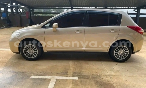 Nunua Ilio tumika Nissan tiida Nyingine Gari ndani ya Isiolo nchini Mashariki ya Kenya Nunua Ilio tumika Nissan tiida Nyingine Gari ndani ya Isiolo nchini Mashariki ya Kenya