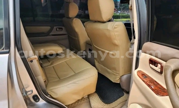 Nunua Ilio tumika Toyota Land Cruiser Nyingine Gari ndani ya Habaswein nchini Kaskazini Mashariki mwa Kenya Nunua Ilio tumika Toyota Land Cruiser Nyingine Gari ndani ya Habaswein nchini Kaskazini Mashariki mwa Kenya
