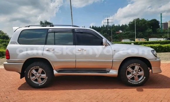 Nunua Ilio tumika Toyota Land Cruiser Nyingine Gari ndani ya Habaswein nchini Kaskazini Mashariki mwa Kenya Nunua Ilio tumika Toyota Land Cruiser Nyingine Gari ndani ya Habaswein nchini Kaskazini Mashariki mwa Kenya