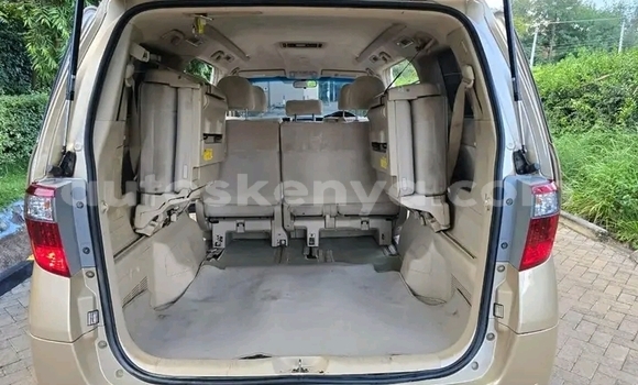Oofamaa Toyota Alphard Other Makiinaa iti Bute keessatti Northeast Kenya keessatti